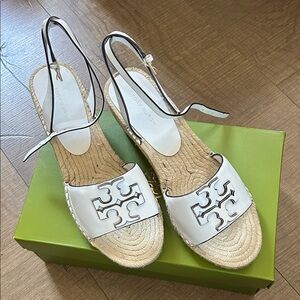 NWB Tory Burch Ines Wedge Espadrille Sandals